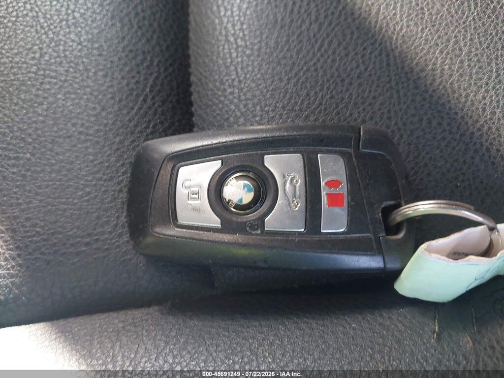 WBA5A7C53ED613908 2014 BMW 528I photo no. 11