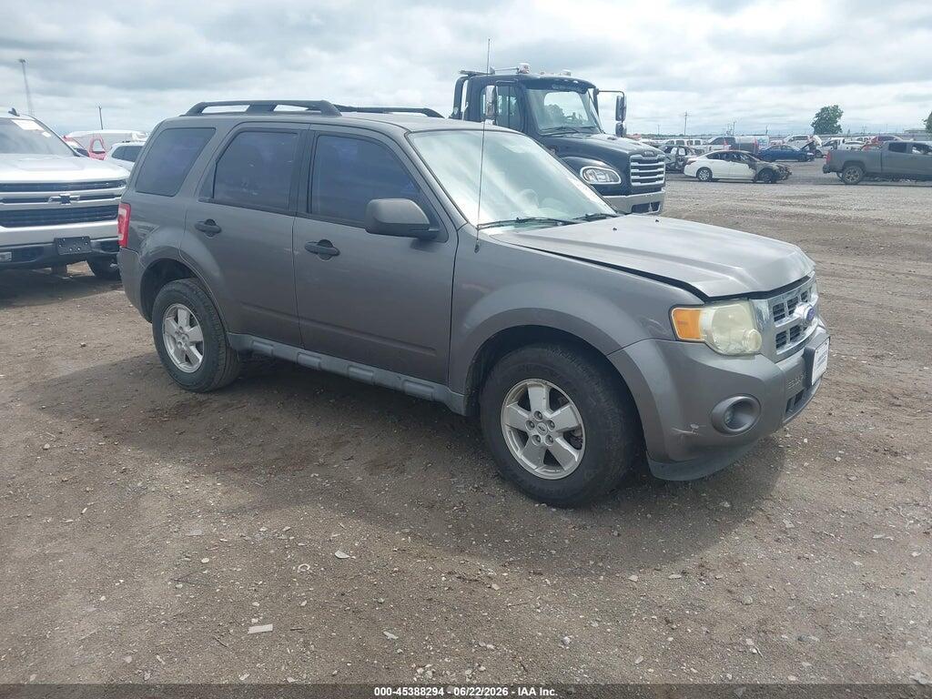 1FMCU0C75BKC22952 2011 FORD ESCAPE photo no. 1