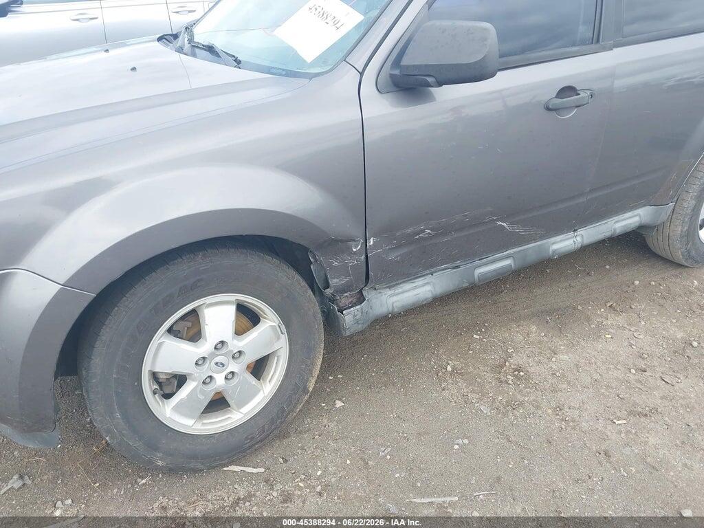 1FMCU0C75BKC22952 2011 FORD ESCAPE photo no. 6