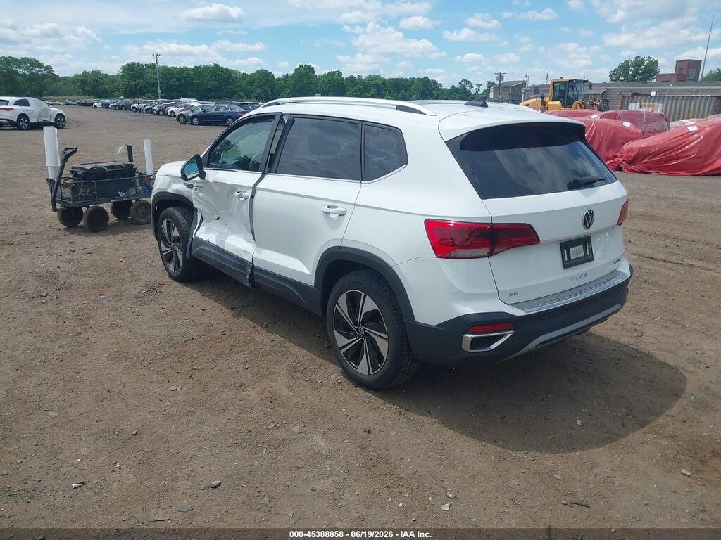 3VVVX7B2XRM010457 2024 VOLKSWAGEN TAOS photo no. 3