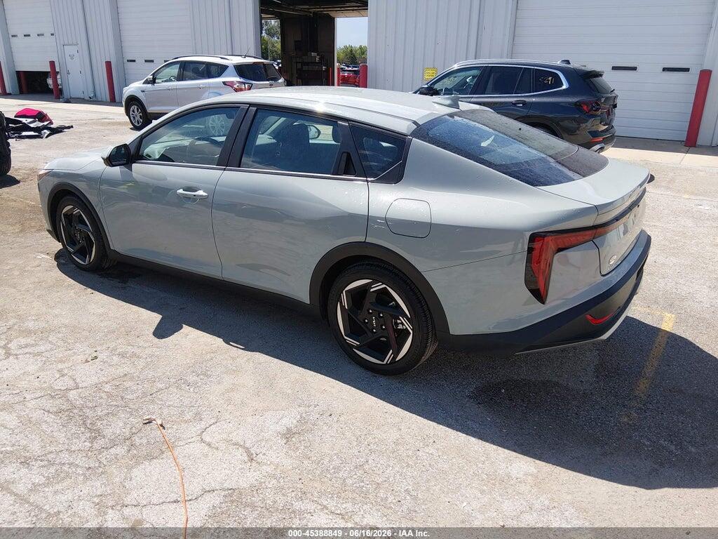 3KPFU4DE2SE123336 2025 KIA K4 photo no. 3