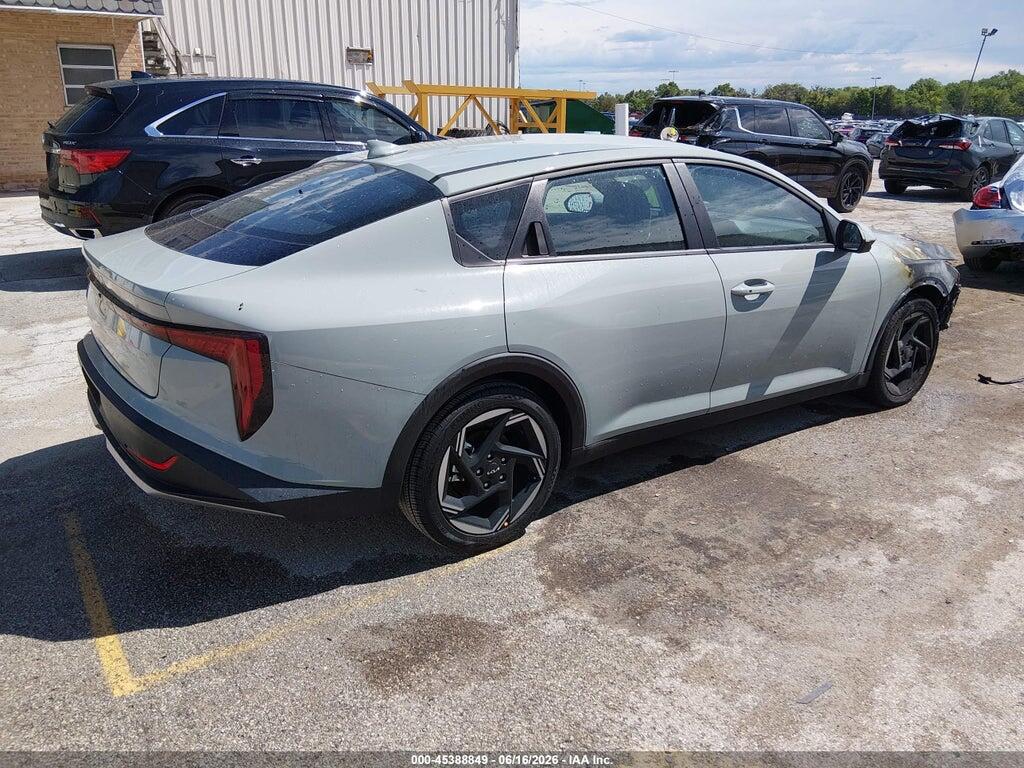 3KPFU4DE2SE123336 2025 KIA K4 photo no. 4