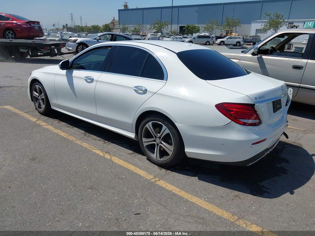 WDDZF4JB4HA060677 2017 MERCEDES-BENZ E 300 photo no. 3