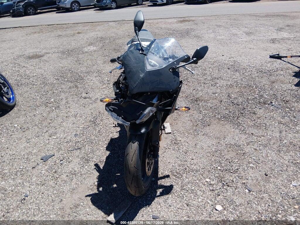 MLHRH1556T5200976 2026 HONDA CBR650 photo no. 5