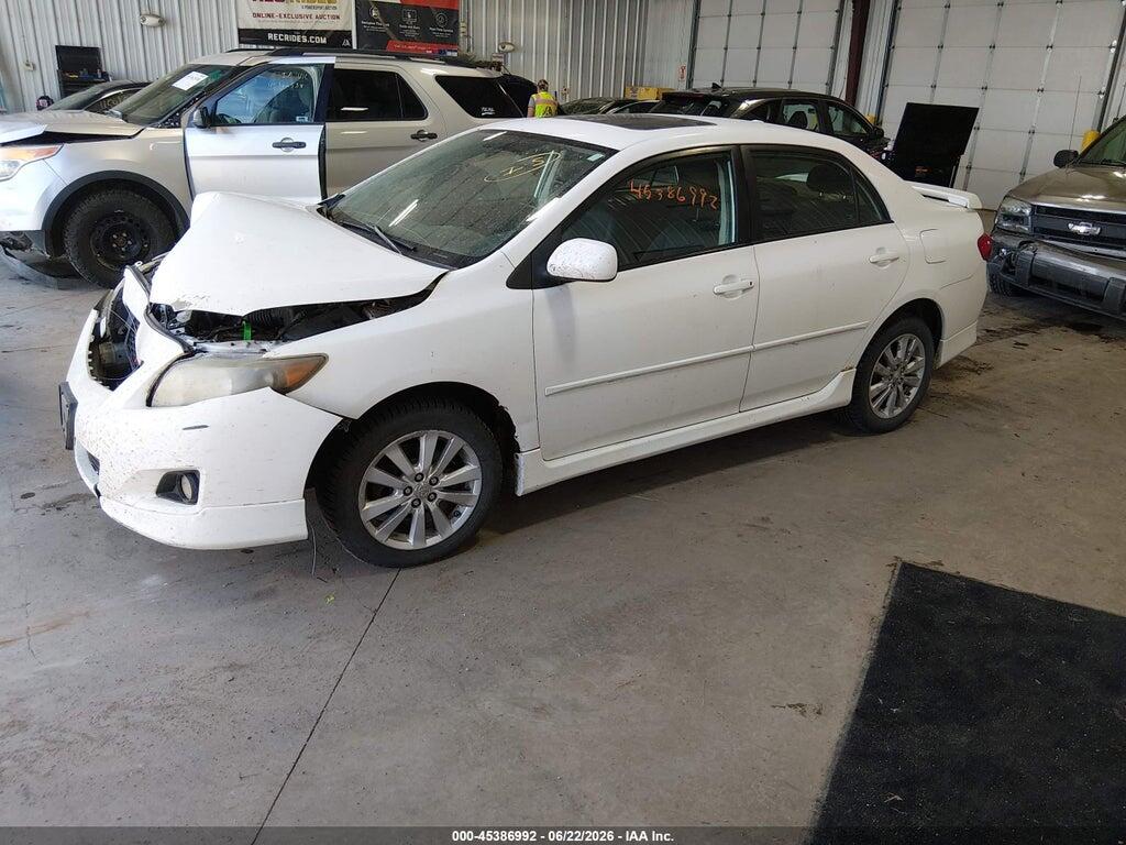 1NXBU4EE3AZ304812 2010 TOYOTA COROLLA photo no. 2