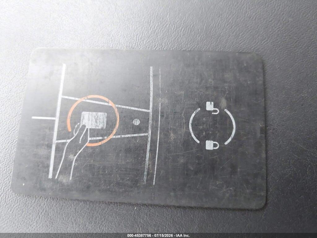 5YJ3E1EC9PF596521 2023 TESLA MODEL 3 photo no. 11