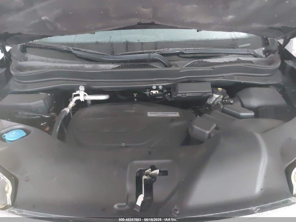 5FNYF5H91HB032454 2017 HONDA PILOT photo no. 10