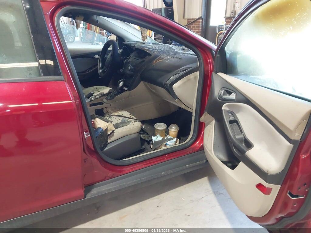 1FADP3FE7GL219263 2016 FORD FOCUS photo no. 5