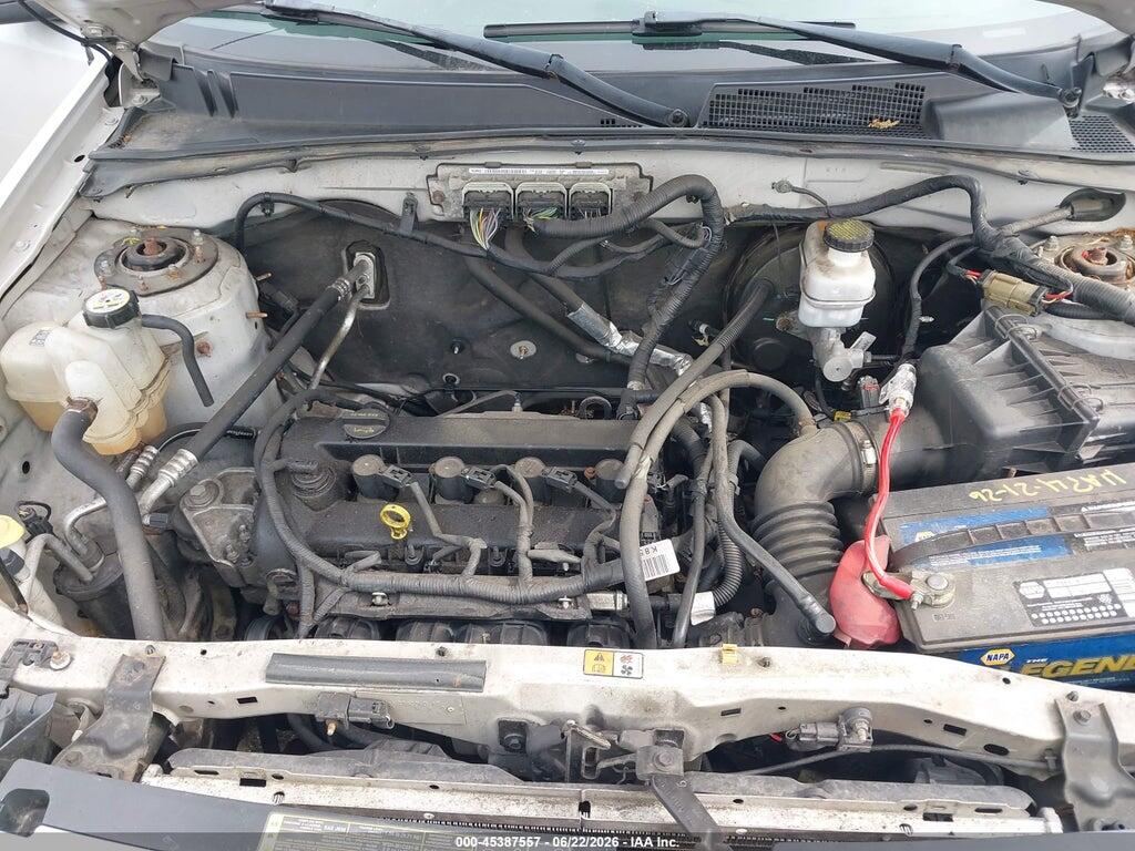 1FMCU9D72BKC58374 2011 FORD ESCAPE photo no. 10