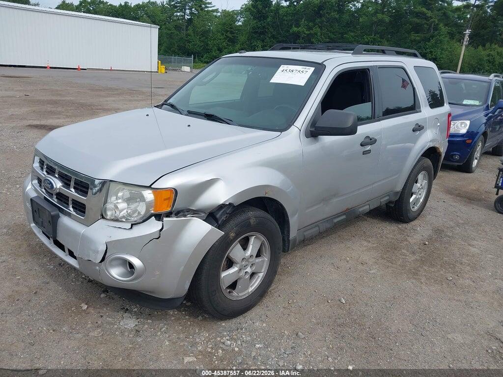 1FMCU9D72BKC58374 2011 FORD ESCAPE photo no. 2