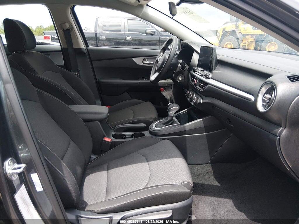 3KPF24AD7RE749489 2024 KIA FORTE photo no. 5