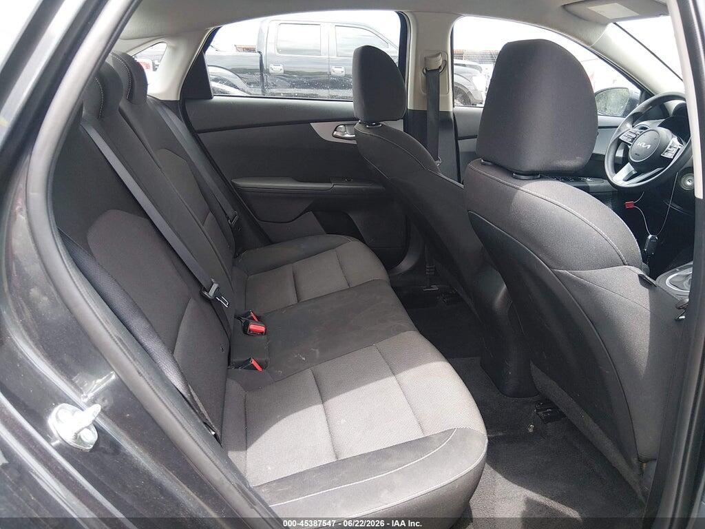 3KPF24AD7RE749489 2024 KIA FORTE photo no. 8