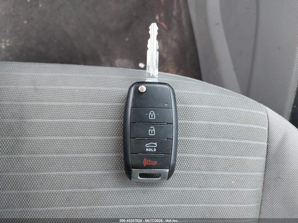 KNAFX4A69G5469856 2016 KIA FORTE photo no. 11