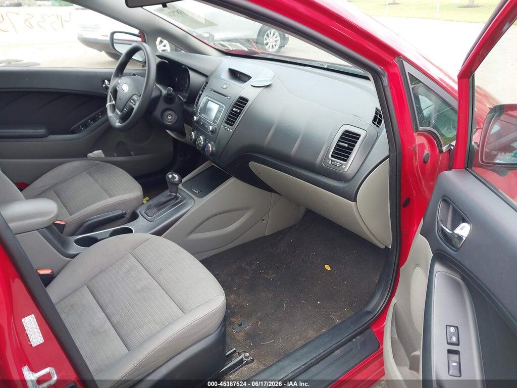 KNAFX4A69G5469856 2016 KIA FORTE photo no. 5
