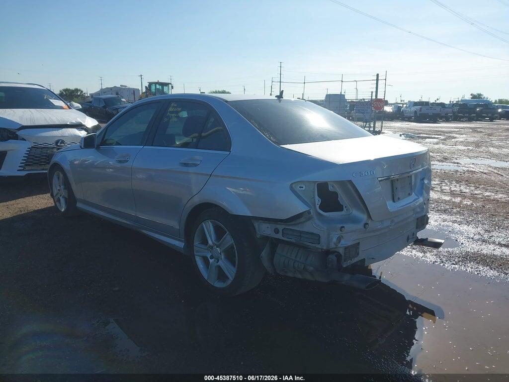 WDDGF5EB0AR127287 2010 MERCEDES-BENZ C 300 photo no. 3