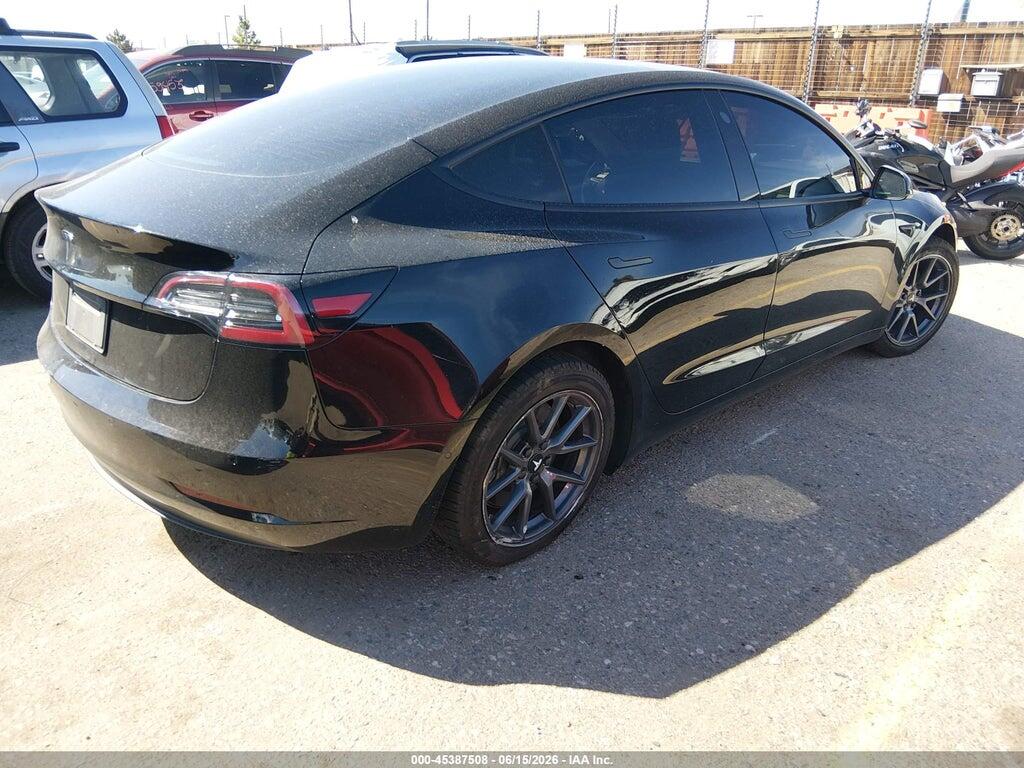 5YJ3E1EA9MF928774 2021 TESLA MODEL 3 photo no. 4