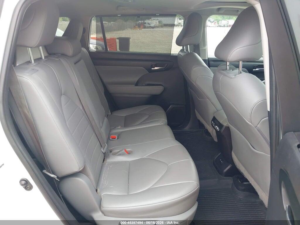 5TDHBRCHXLS502664 2020 TOYOTA HIGHLANDER photo no. 8