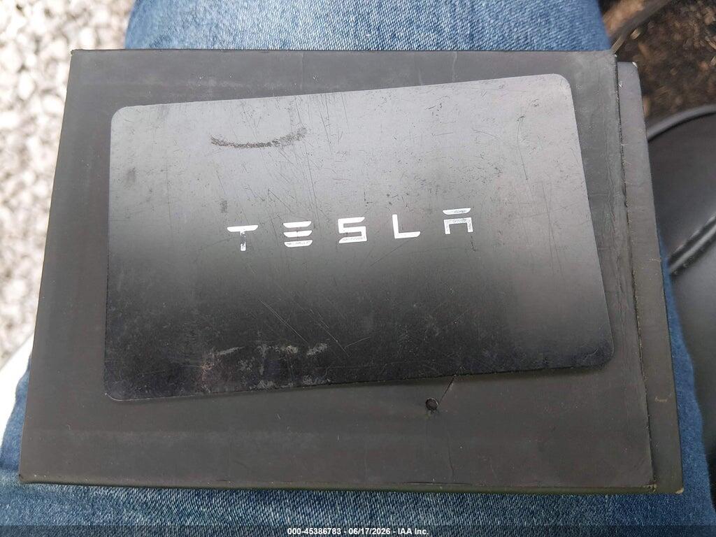 7SAYGDEF7RF034389 2024 TESLA MODEL Y photo no. 11