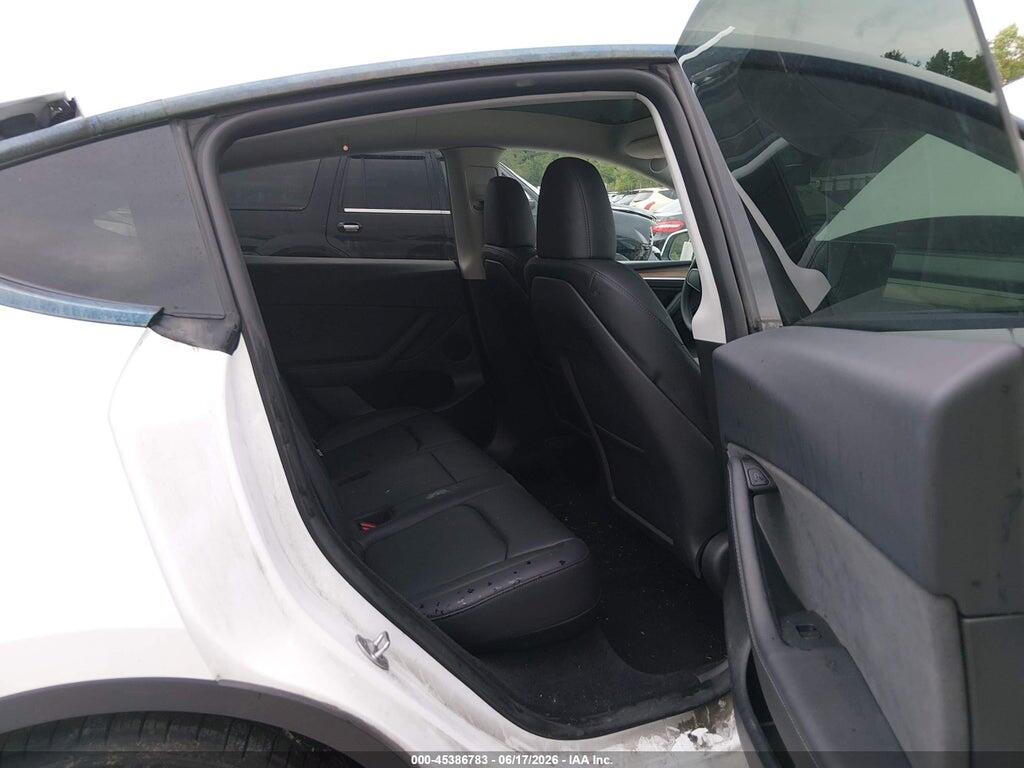 7SAYGDEF7RF034389 2024 TESLA MODEL Y photo no. 8