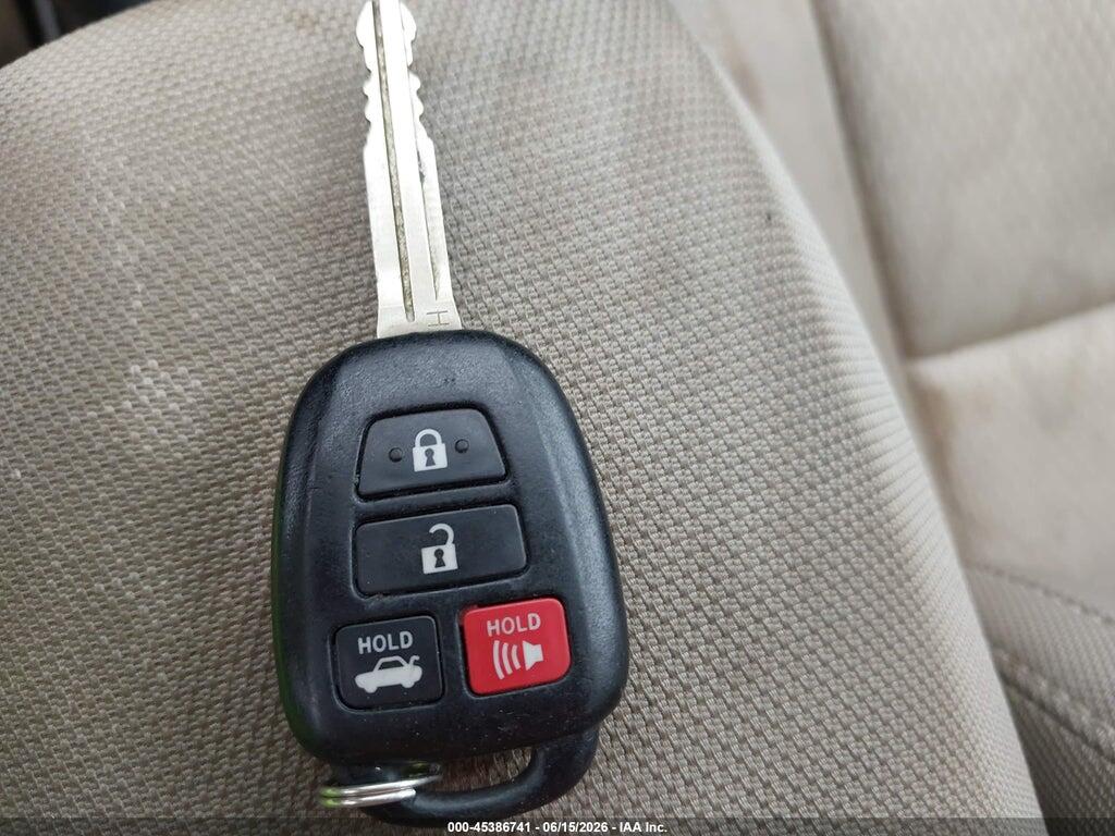 5YFBURHEXGP416476 2016 TOYOTA COROLLA photo no. 11