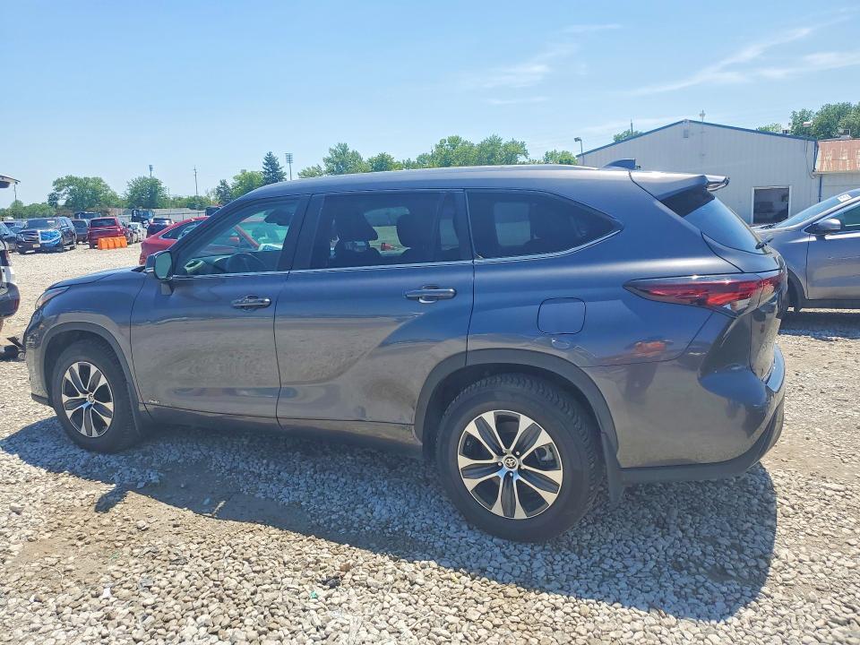 2024 TOYOTA HIGHLANDER HYBRID XLE — Фото 2 из 13