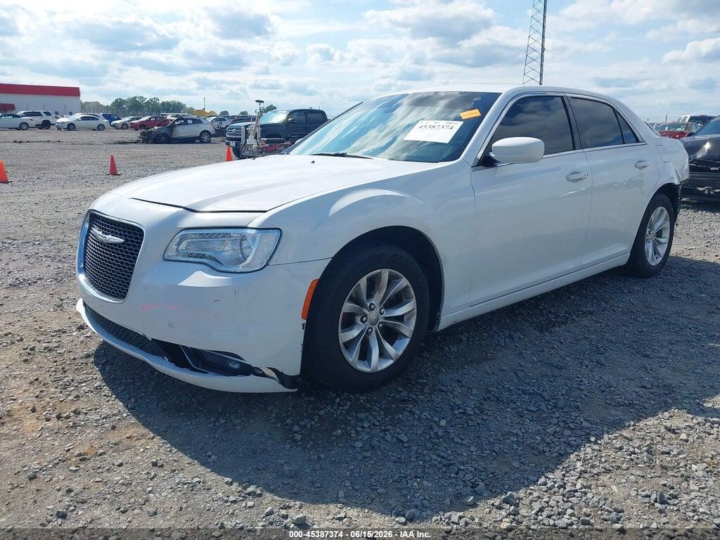 2C3CCAAG5GH212456 2016 CHRYSLER 300 photo no. 2