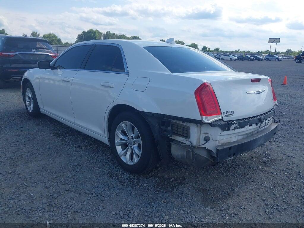 2C3CCAAG5GH212456 2016 CHRYSLER 300 photo no. 3