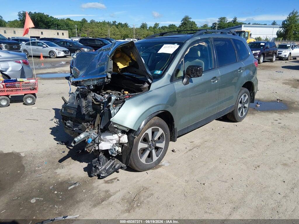 JF2SJAEC4HH582312 2017 SUBARU FORESTER photo no. 2