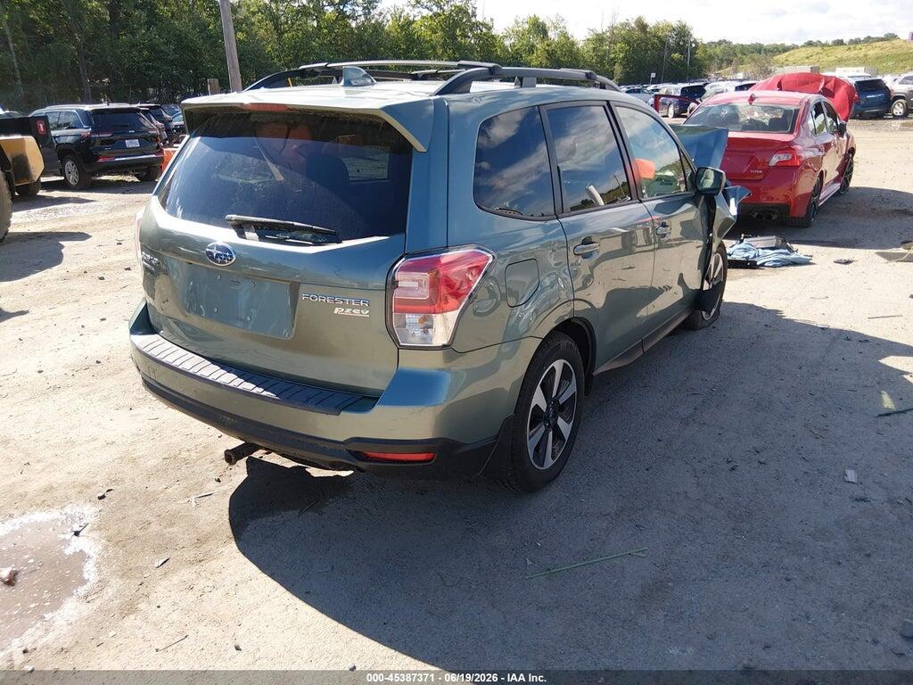 JF2SJAEC4HH582312 2017 SUBARU FORESTER photo no. 4