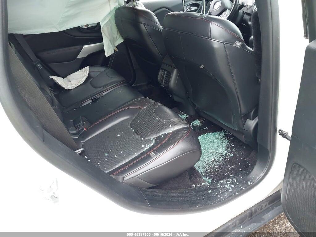 1C4PJMBXXJD505387 2018 JEEP CHEROKEE photo no. 8