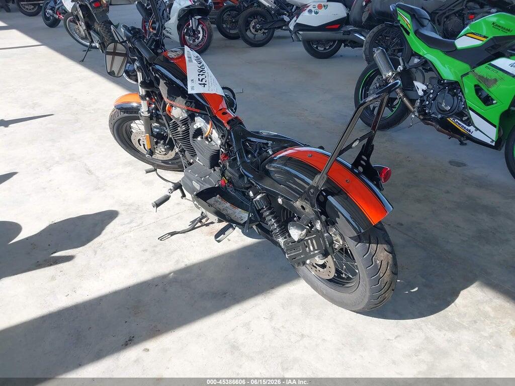 1HD1LC31XBC409527 2011 HARLEY-DAVIDSON XL1200 photo no. 3
