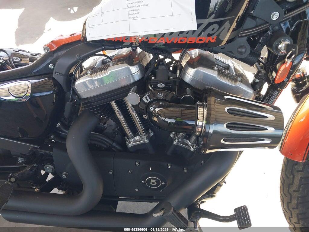 1HD1LC31XBC409527 2011 HARLEY-DAVIDSON XL1200 photo no. 8