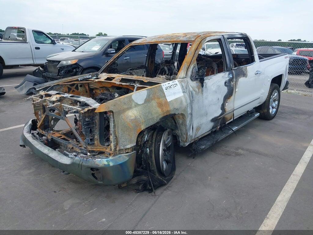 3GCUKSEC1JG558981 2018 CHEVROLET SILVERADO 1500 photo no. 2