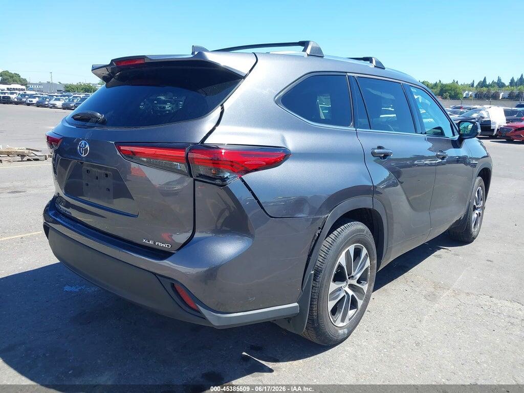 5TDGZRBH9MS557956 2021 TOYOTA HIGHLANDER photo no. 4