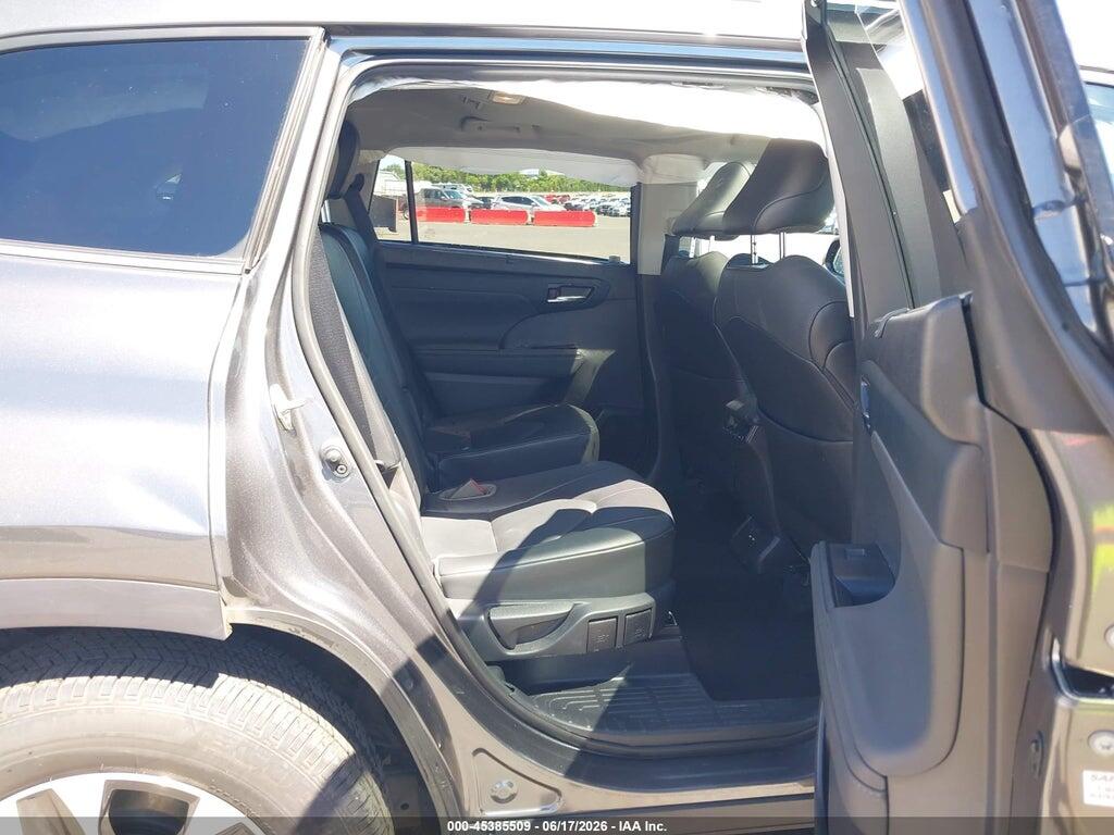 5TDGZRBH9MS557956 2021 TOYOTA HIGHLANDER photo no. 8