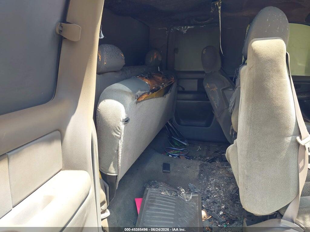 2GCEK19T241113574 2004 CHEVROLET SILVERADO 1500 photo no. 8