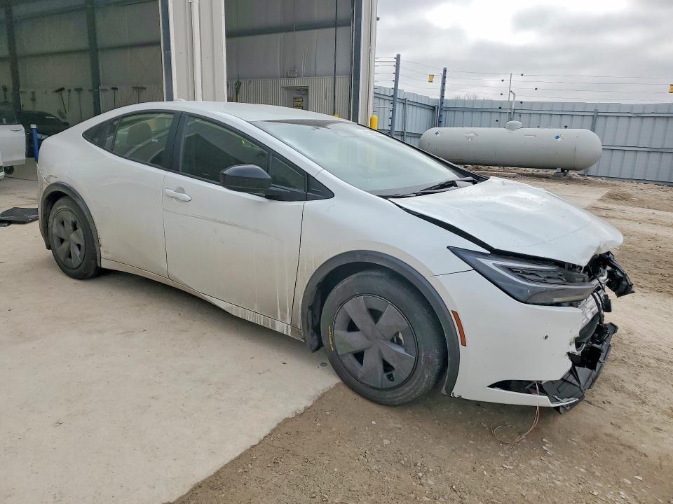 2024 TOYOTA PRIUS LE — Фото 4 из 14