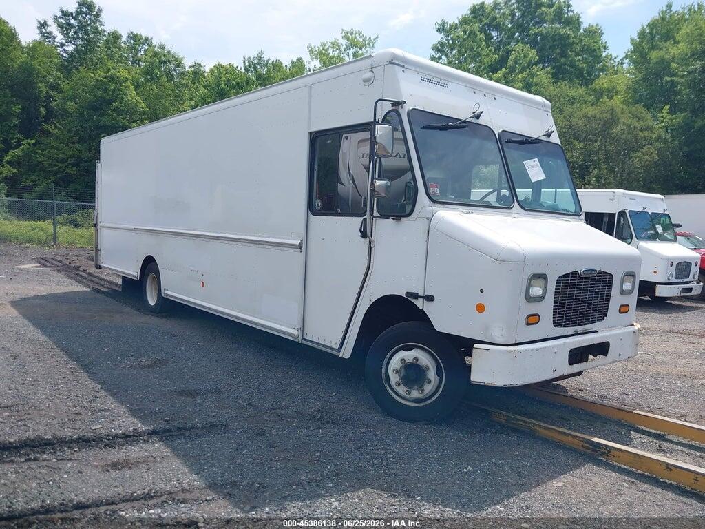 4UZAC3DV1CCBT7128 2012 FREIGHTLINER CHASSIS photo no. 1