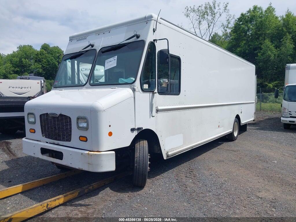 4UZAC3DV1CCBT7128 2012 FREIGHTLINER CHASSIS photo no. 2