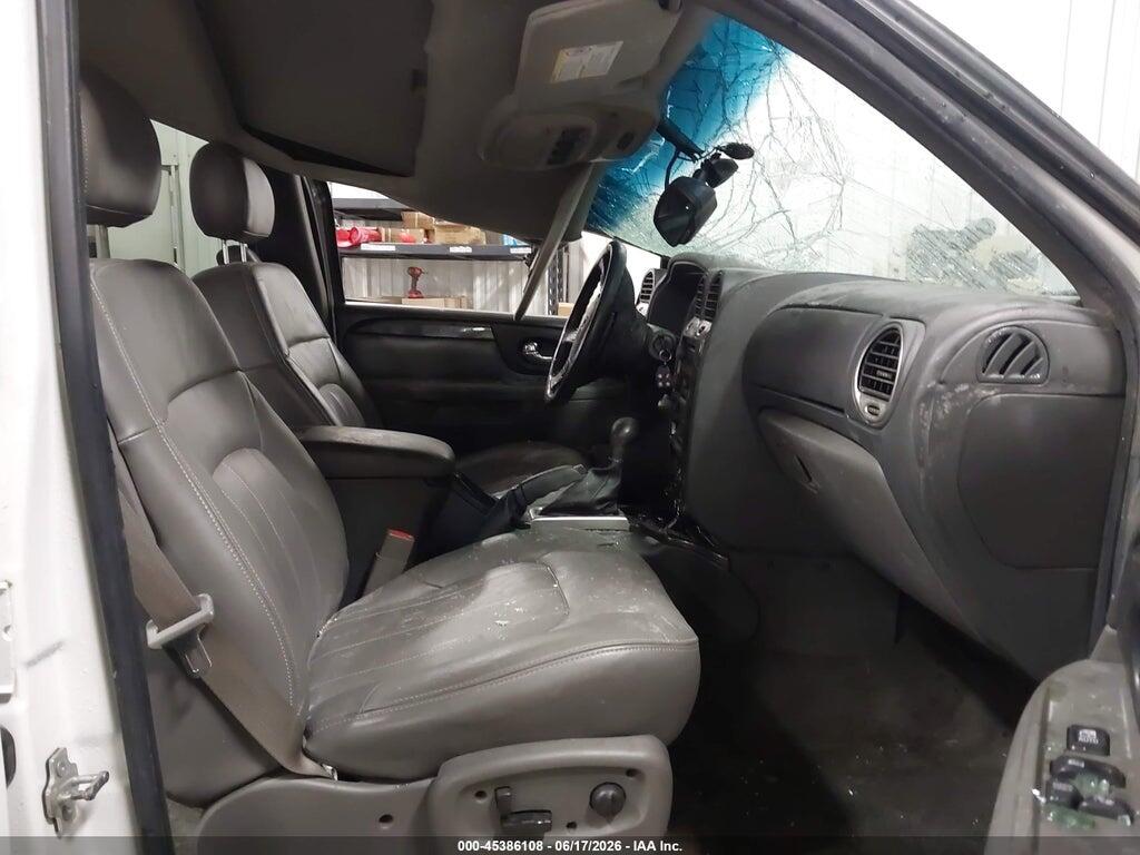 1GKET12S146175351 2004 GMC ENVOY XUV photo no. 5