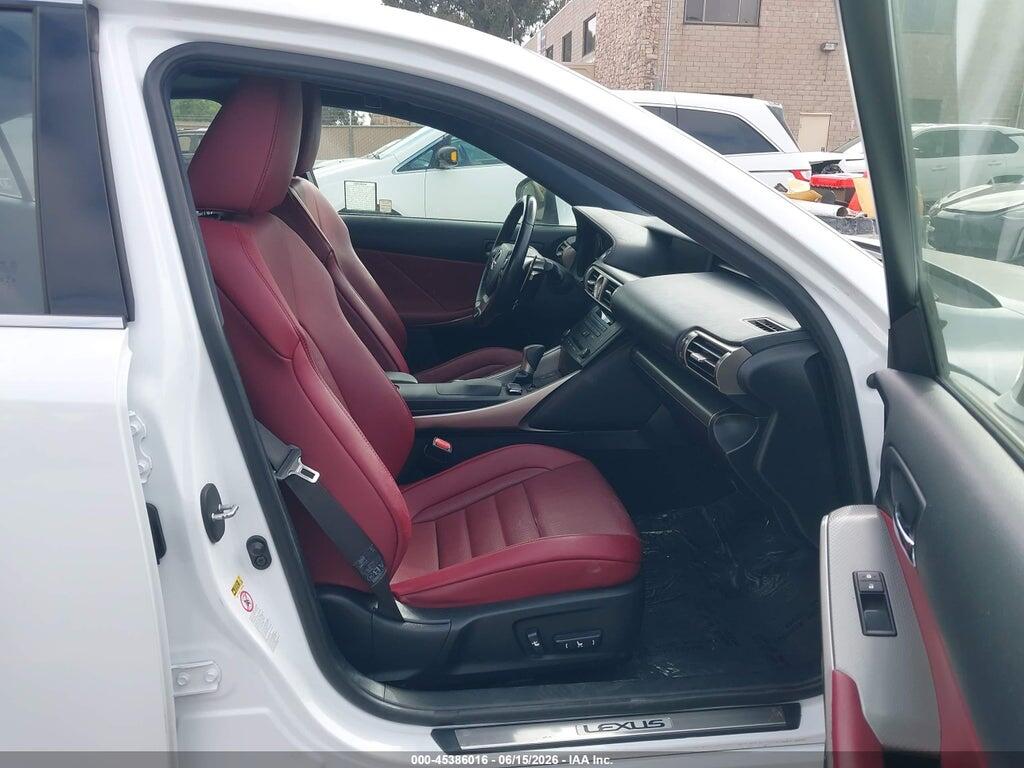 JTHBA1D28G5033167 2016 LEXUS IS 200T photo no. 5