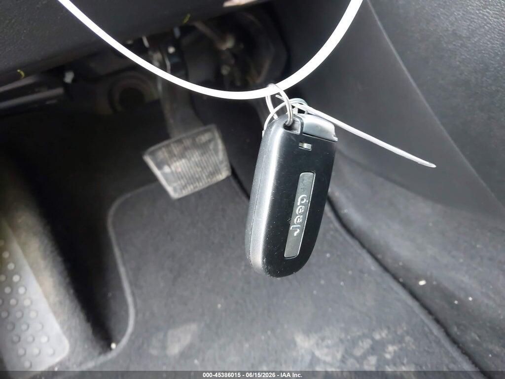 1C4PJMLB6KD355055 2019 JEEP CHEROKEE photo no. 11
