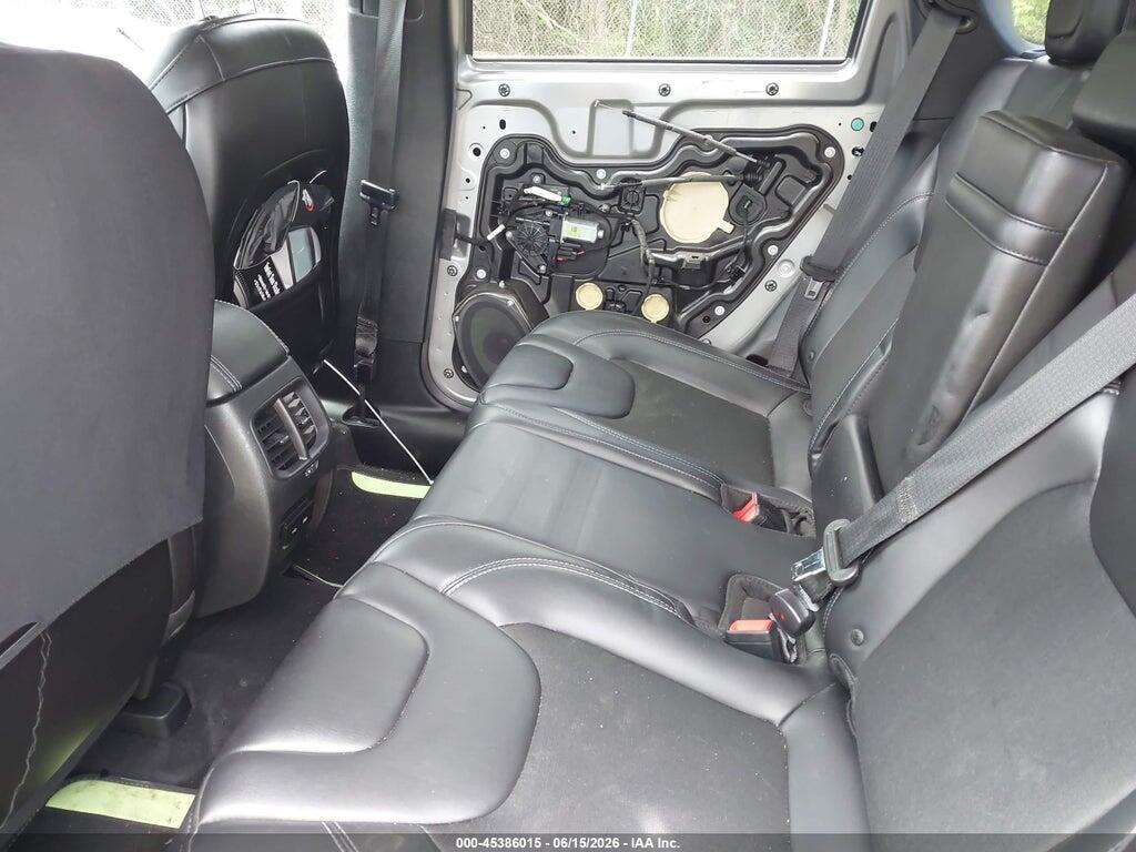 1C4PJMLB6KD355055 2019 JEEP CHEROKEE photo no. 8