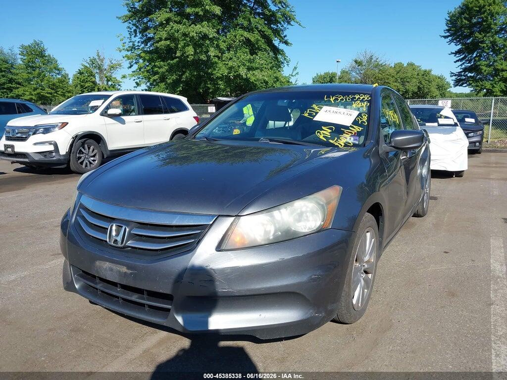 1HGCP2F88BA157629 2011 HONDA ACCORD photo no. 2