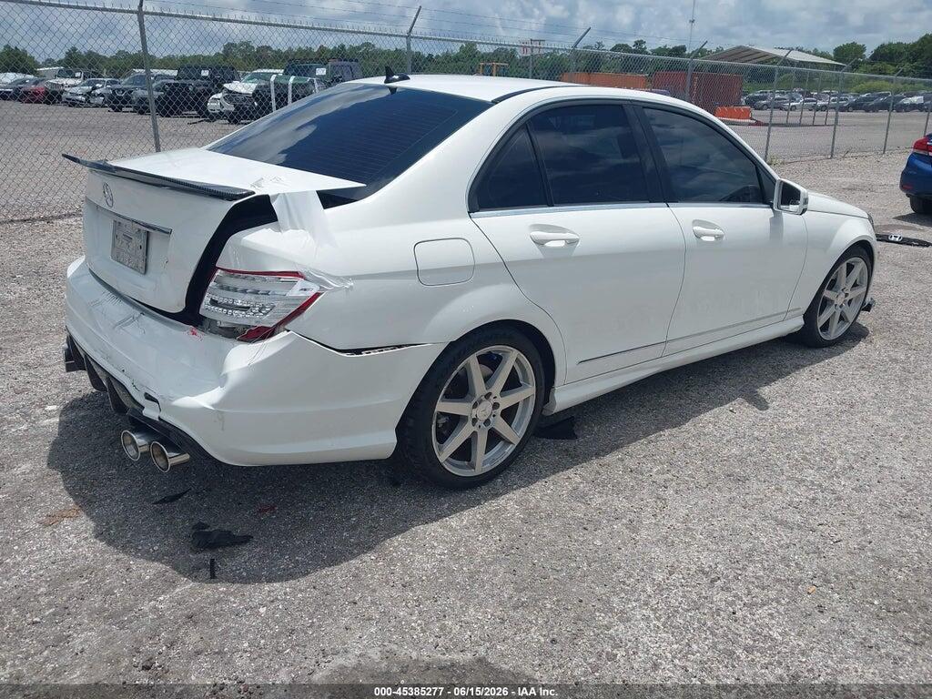 WDDGF8AB8EA968155 2014 MERCEDES-BENZ C 300 photo no. 4