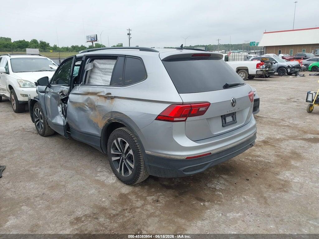 3VVRB7AX2PM068783 2023 VOLKSWAGEN TIGUAN photo no. 3