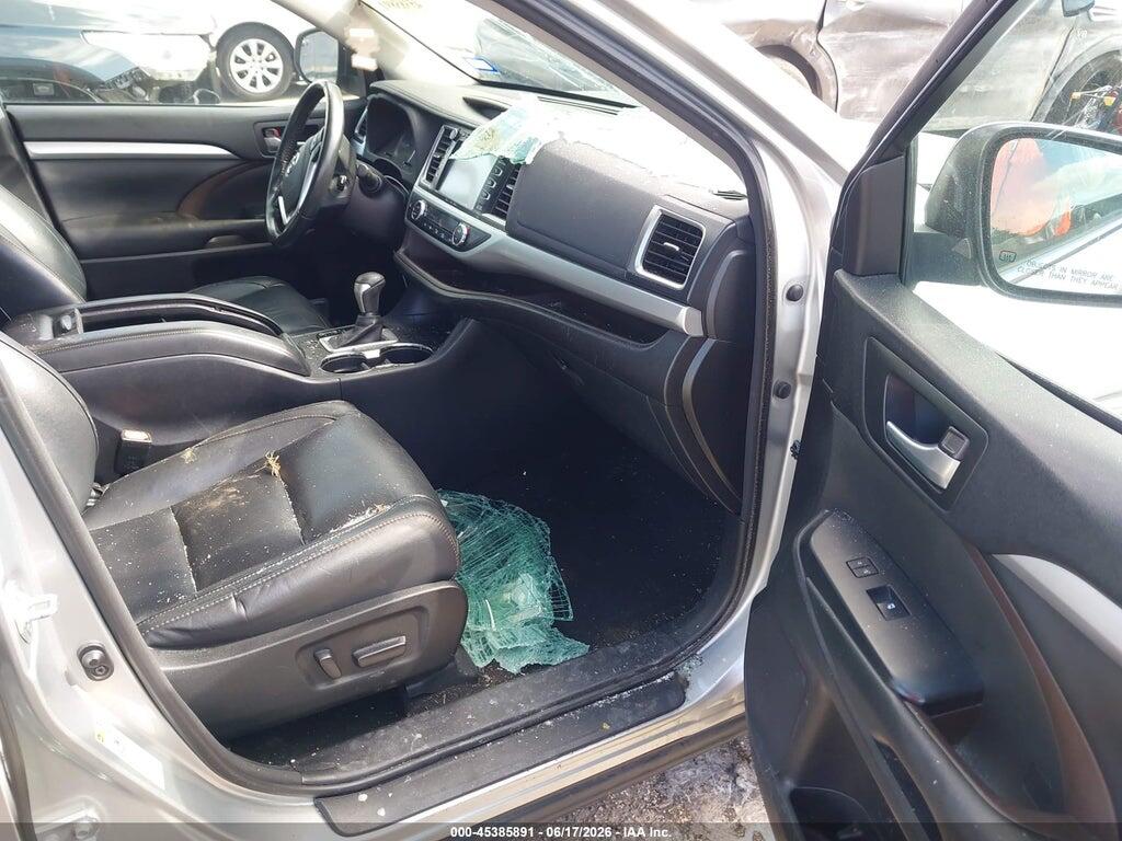 5TDKZRFH2HS512447 2017 TOYOTA HIGHLANDER photo no. 5