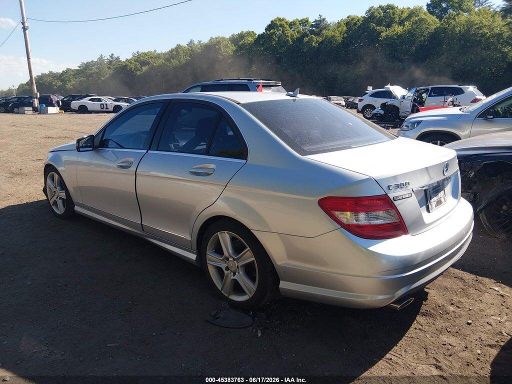 WDDGF8BB8AR131867 2010 MERCEDES-BENZ C 300 photo no. 3