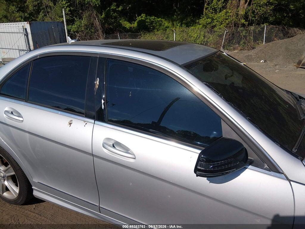 WDDGF8BB8AR131867 2010 MERCEDES-BENZ C 300 photo no. 6