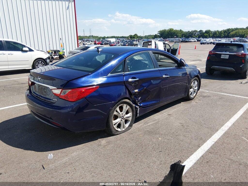 5NPEC4AC3BH119275 2011 HYUNDAI SONATA photo no. 4